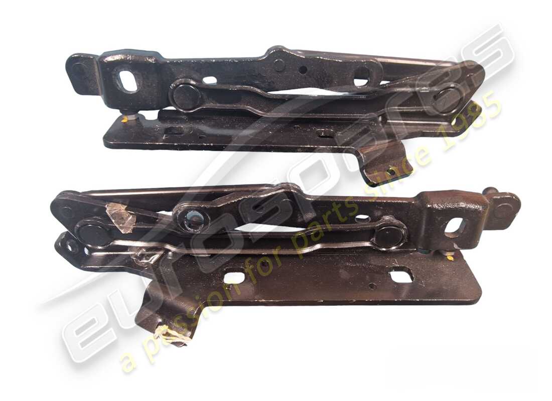 USATO Ferrari KIT MECCANISMO ASSEMBLAGGIO COFANO BAGAGLIAIO NUMERO PARTE 70001686 (1)