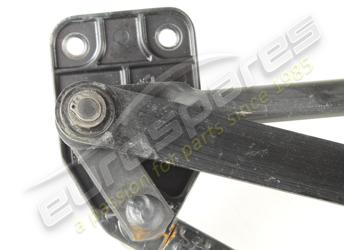 MOTORE TERGICRISTALLO LAMBORGHINI USATO CON NUMERO PARTE 472955023D (4) motore tergicristallo lamborghini usato con numero parte 472955023d (4)