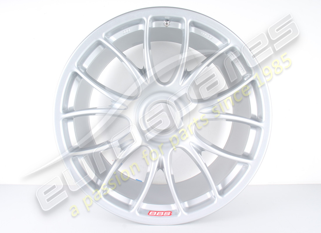 NUOVO FERRARI CERCHIO DELLA RUOTA POSTERIORE. NUMERO PARTE 220734 (1) nuovo ferrari cerchio della ruota posteriore. numero parte 220734 (1)