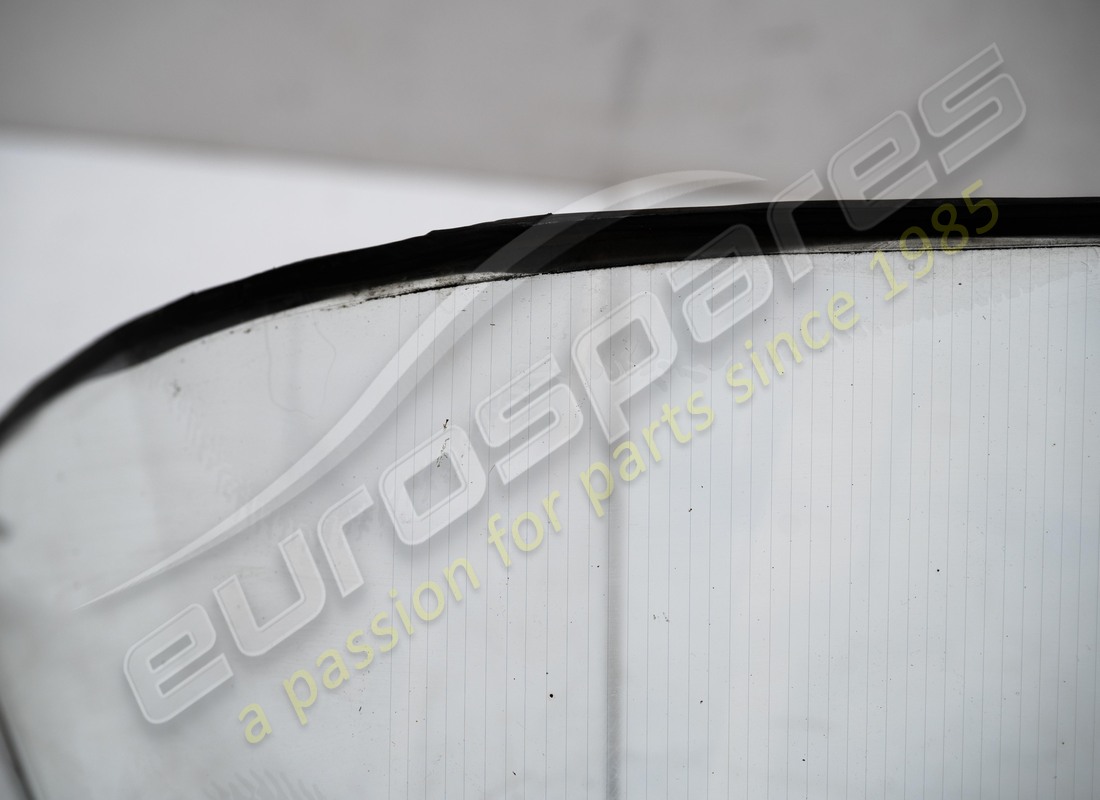 ferrari lunotto posteriore usato. numero parte 61896400 (6)