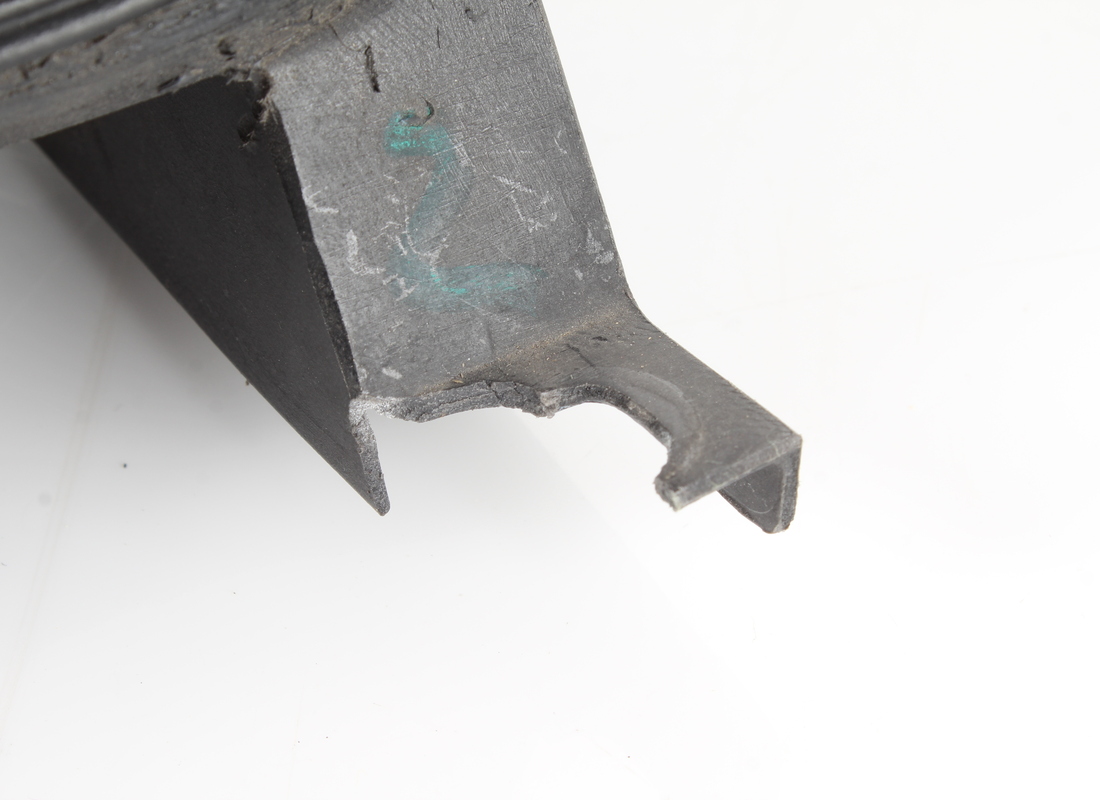 faro anabbagliante/ abbagliante destro ferrari usato. numero parte 650972.. (3)