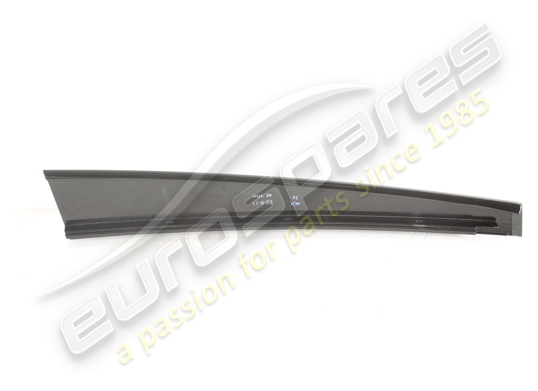 nuovo maserati rivestimento porta esterna anteriore sinistra. numero parte 67066400 (2)