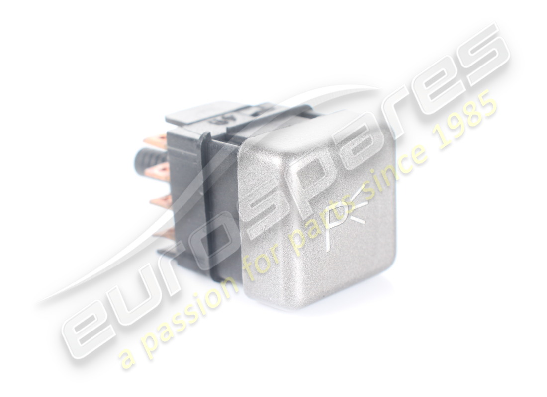 INTERRUTTORE Ferrari USATO. NUMERO PARTE 153092 (1)