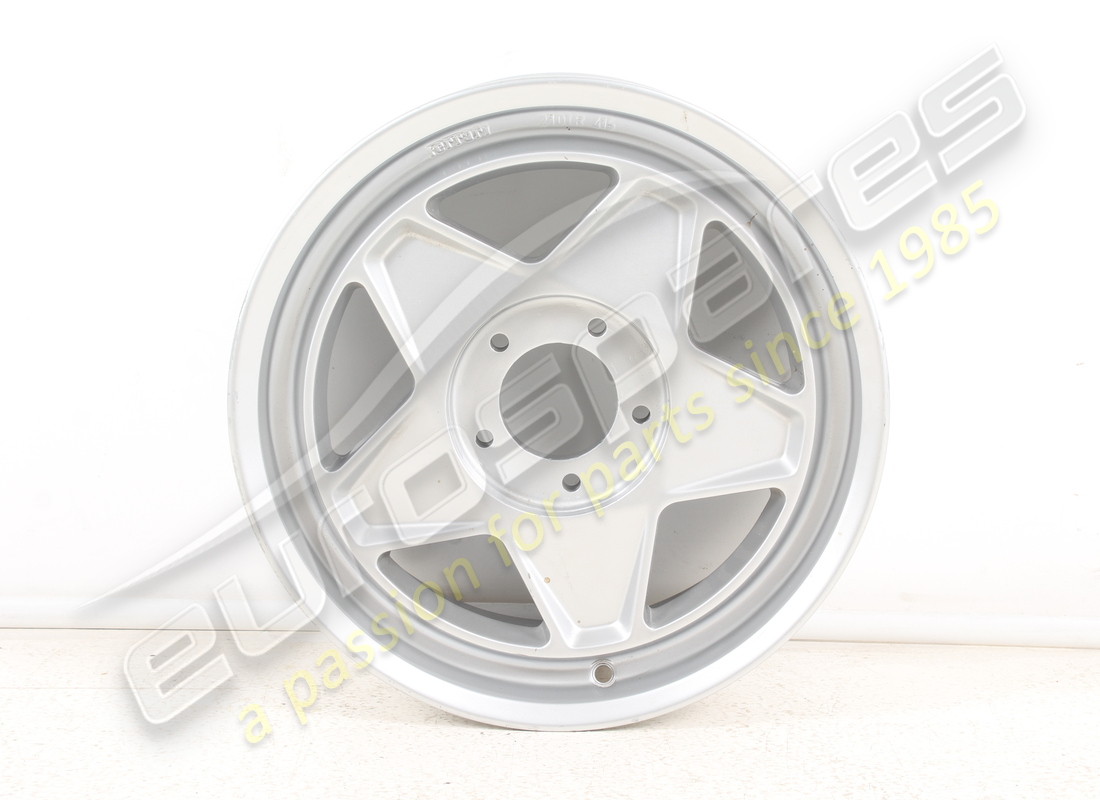 CERCHIO PNEUMATICO ANTERIORE Ferrari USATO 210/415 . NUMERO PARTE 123164 (1)