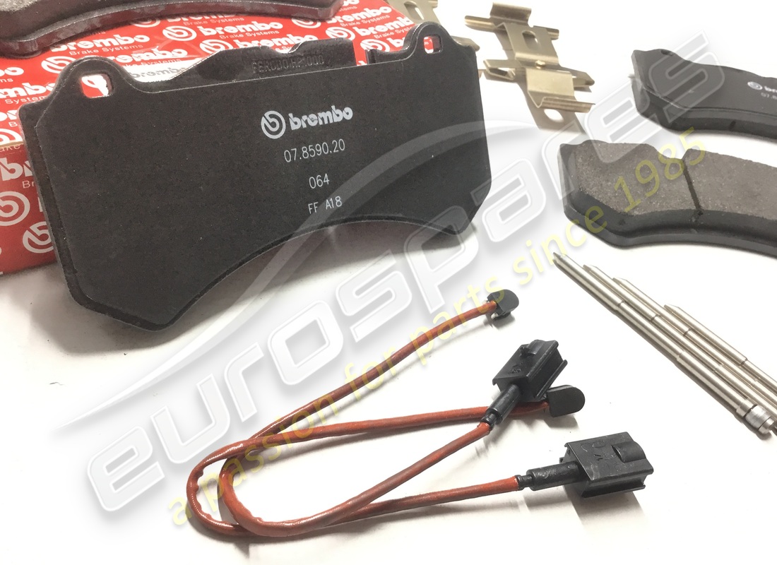 nuovo ferrari kit disco anteriore pastiglie dei freni in acciaio. numero parte 70001125 (3)