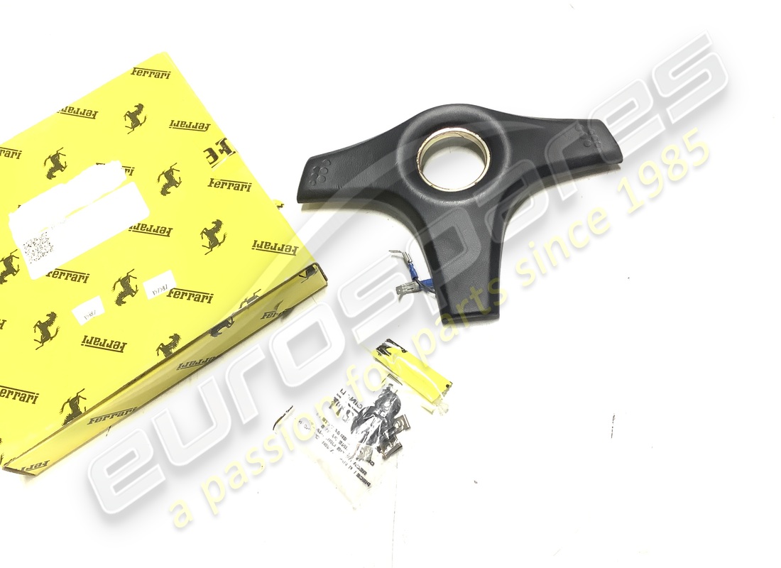 nuovo ferrari coperchio volante. numero parte 157587 (2)