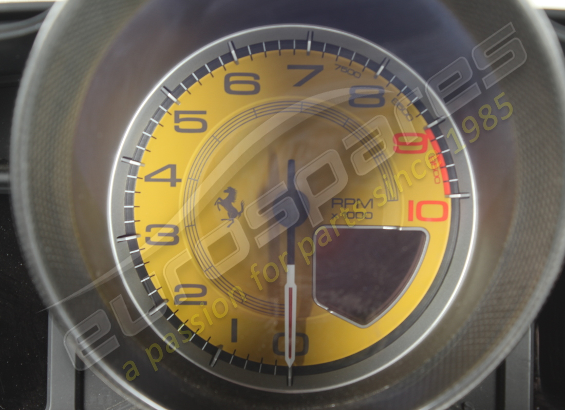 strumento completo ferrari usato. numero parte 273657 (2)