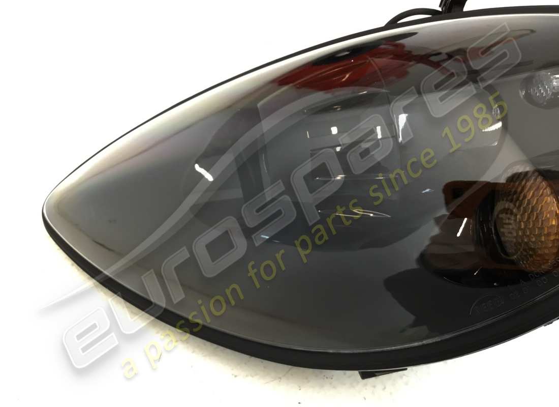 nuova ferrari lampada sinistra nera 1250 pai. numero parte 72108971 (2)