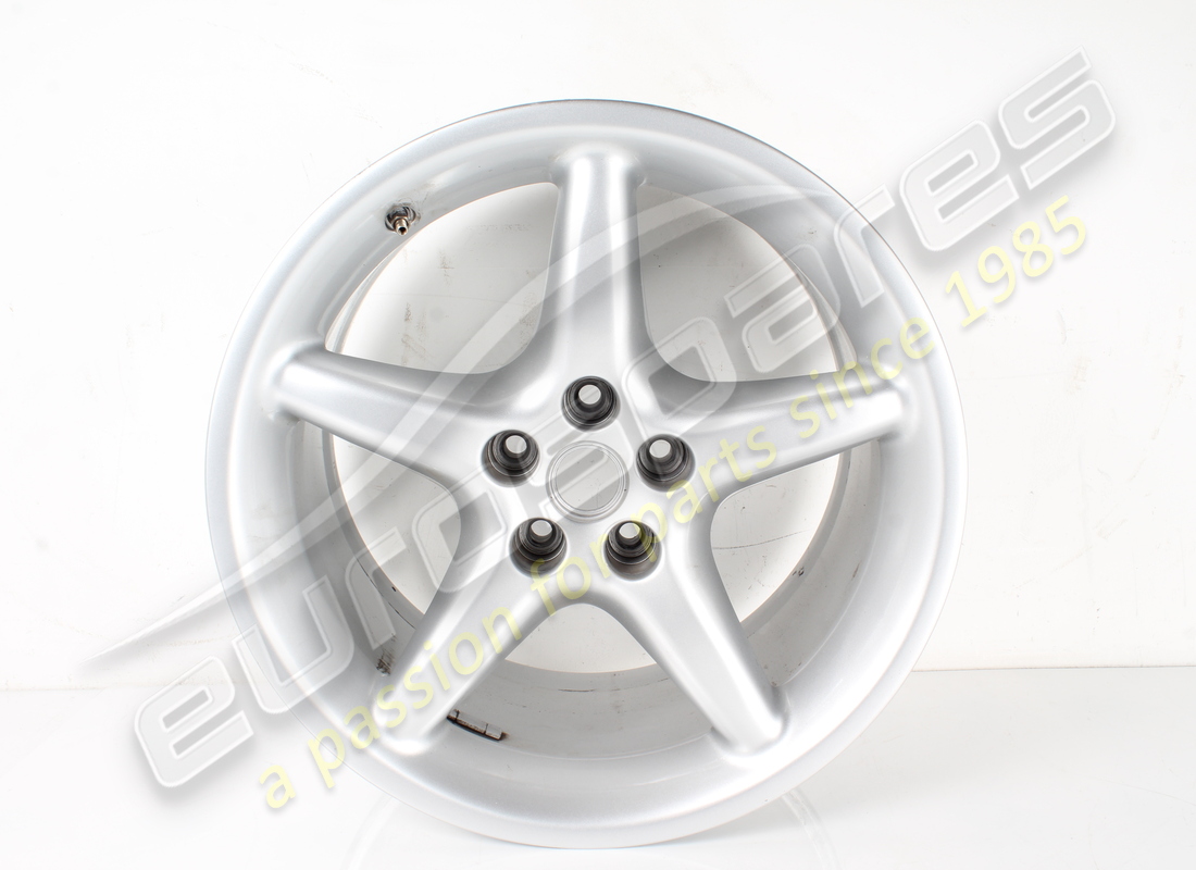 used ferrari rear wheel (magnesium - speedline). part number 165112 (1)