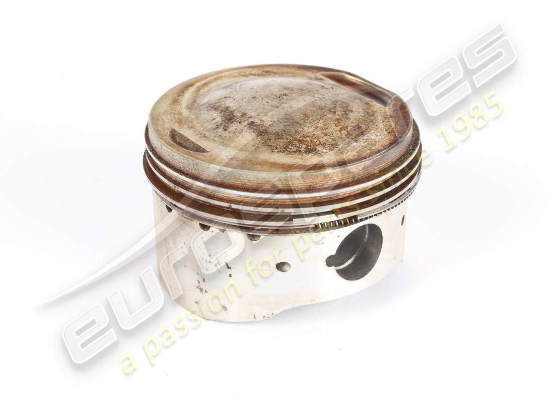 pistone ferrari usato 81.00. numero parte 108809 (2)