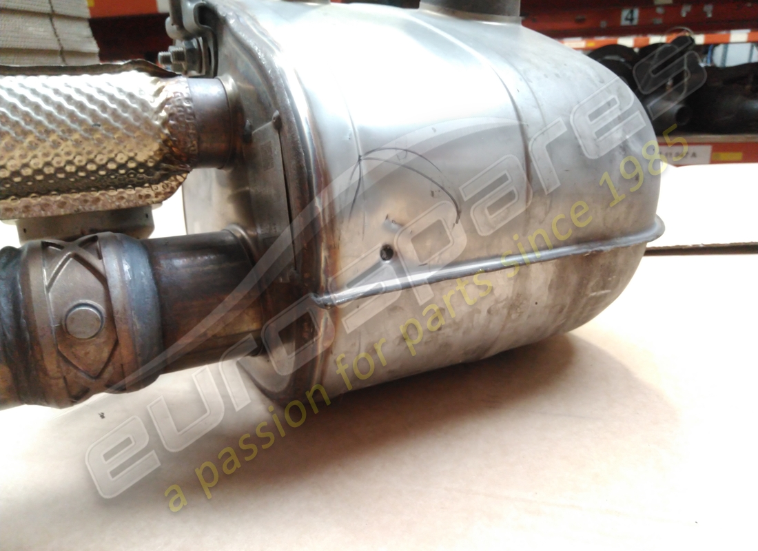 ferrari silenziatore posteriore destro usato. numero parte 330051 (2)
