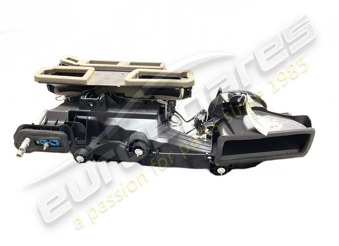 evaporatore per aria condizionata usato maserati. numero parte 670009119 (2)