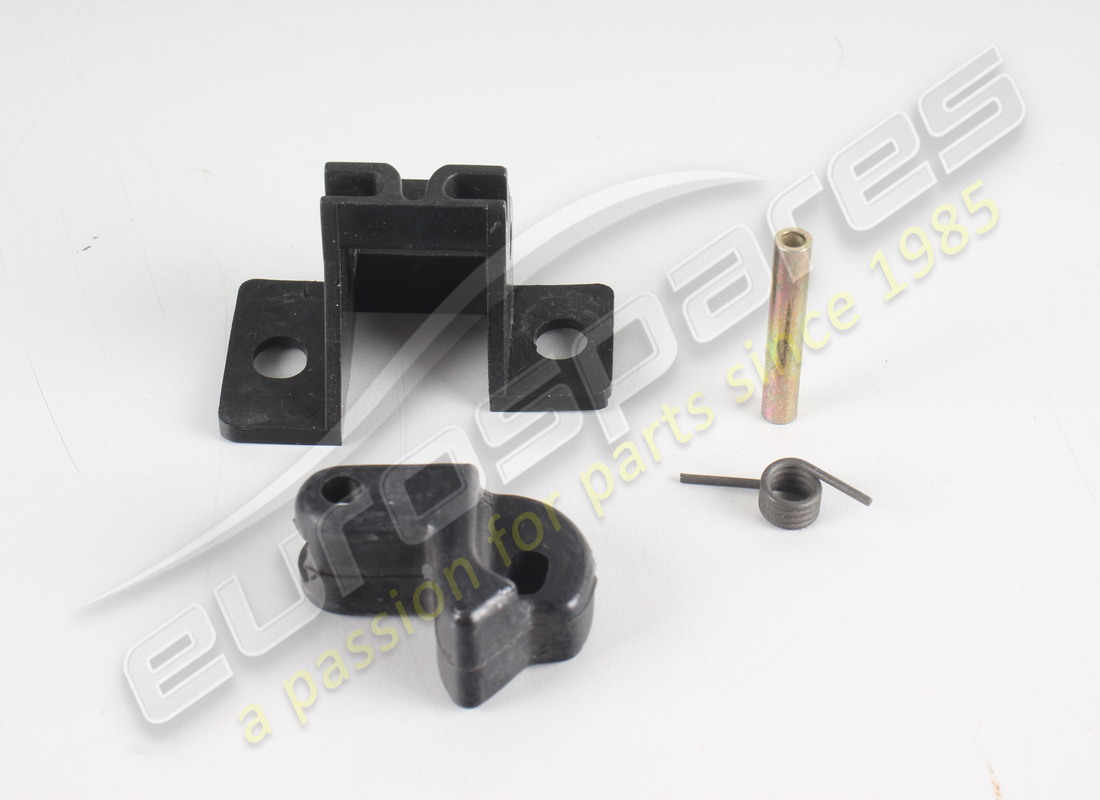 new maserati pawl. part number 312520144 (1)