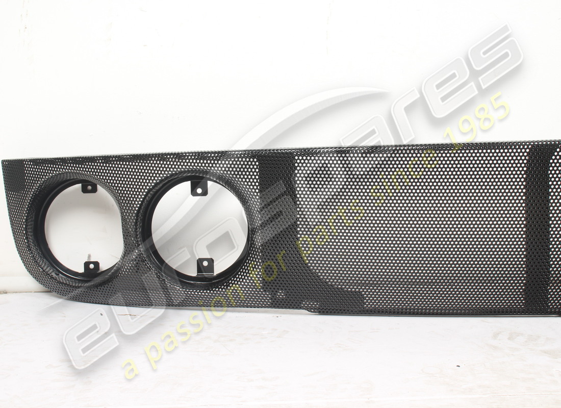 nuova griglia posteriore ferrari challenge stradale. numero parte 67408000 (2)