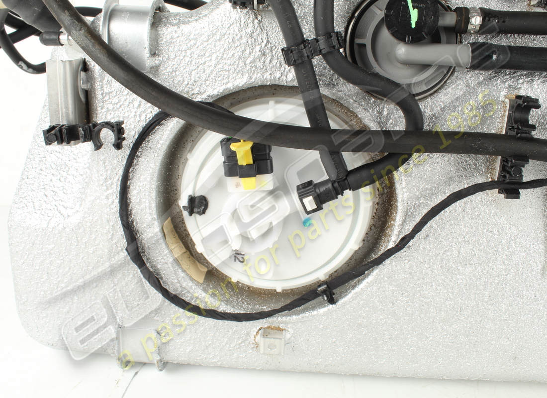 nuovo ferrari serbatoio carburante. numero parte 191486 (3)