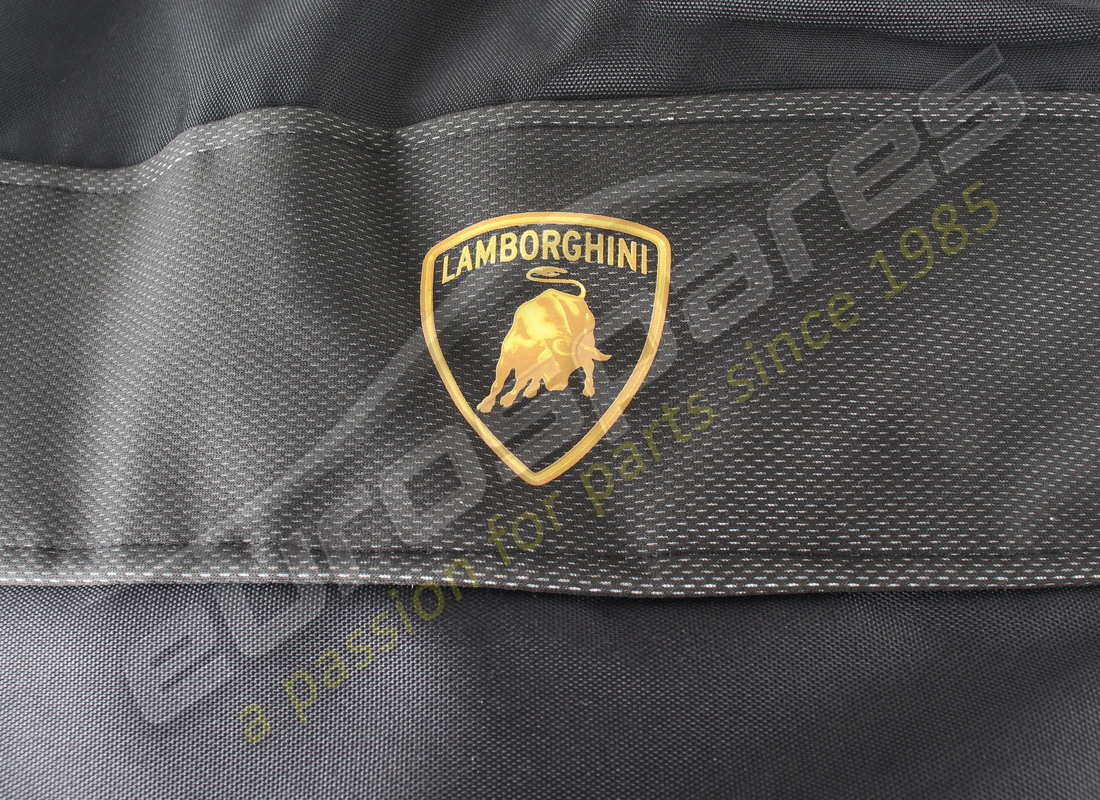 nuovo lamborghini copriauto aventador carbon look. numero parte 470860637 (2)