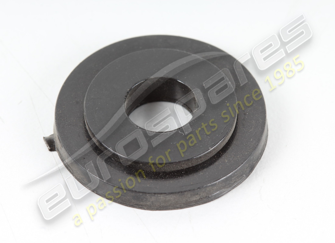 nuovo maserati distanziale per coppia laterale paraurti anteriore. numero parte 316320334 (1)