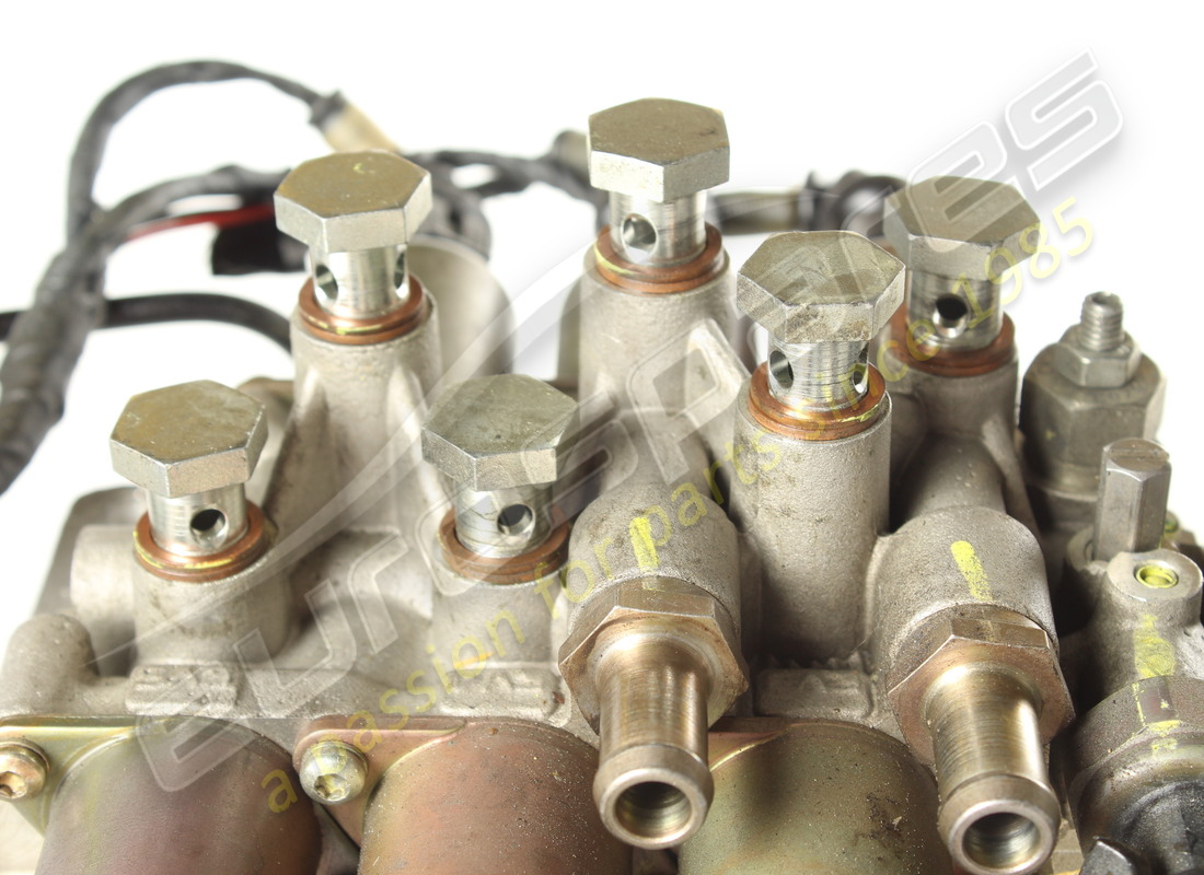 blocco valvole lamborghini usato. numero parte 086325181c (6)