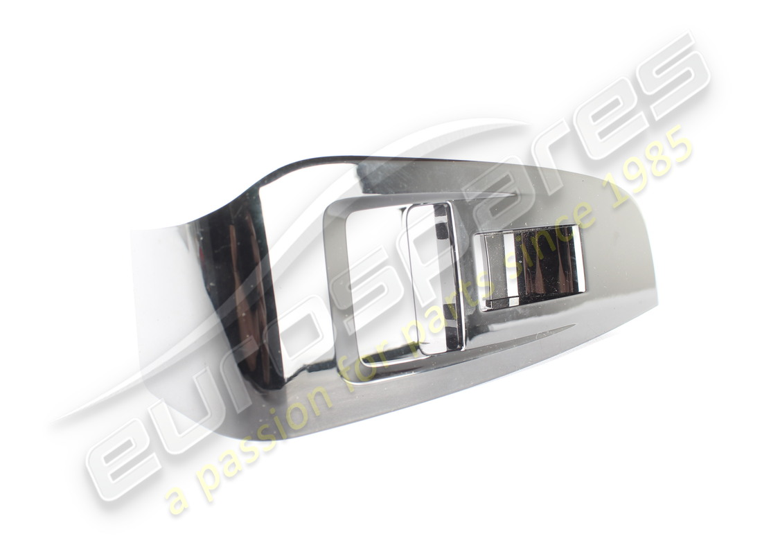 Maserati USATO RIFINITURA FINESTRINO ELETTRICO PORTA POSTERIORE DESTRO NUMERO PARTE 673014512 (1)