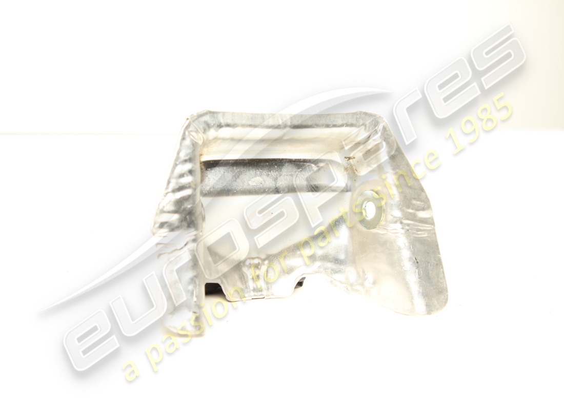 scudo ferrari usato. numero parte 304792 (2)