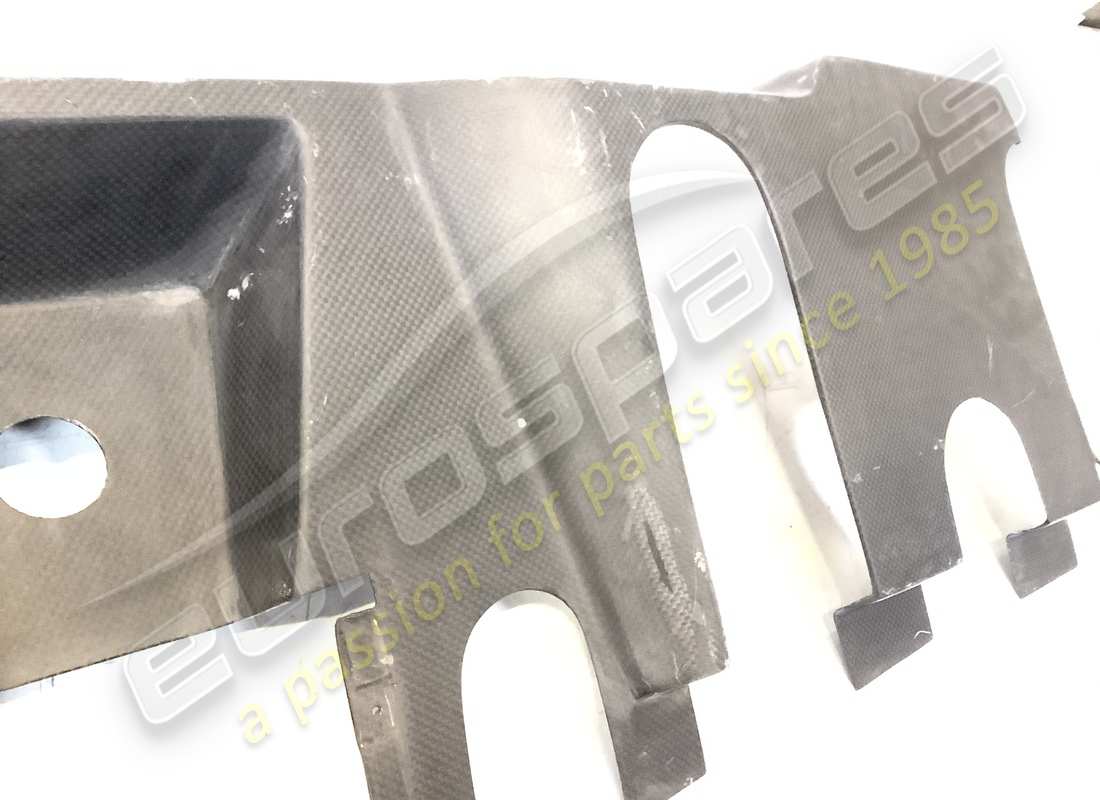 nuovo (altro) lamborghini scudo. numero parte 417103553 (2)