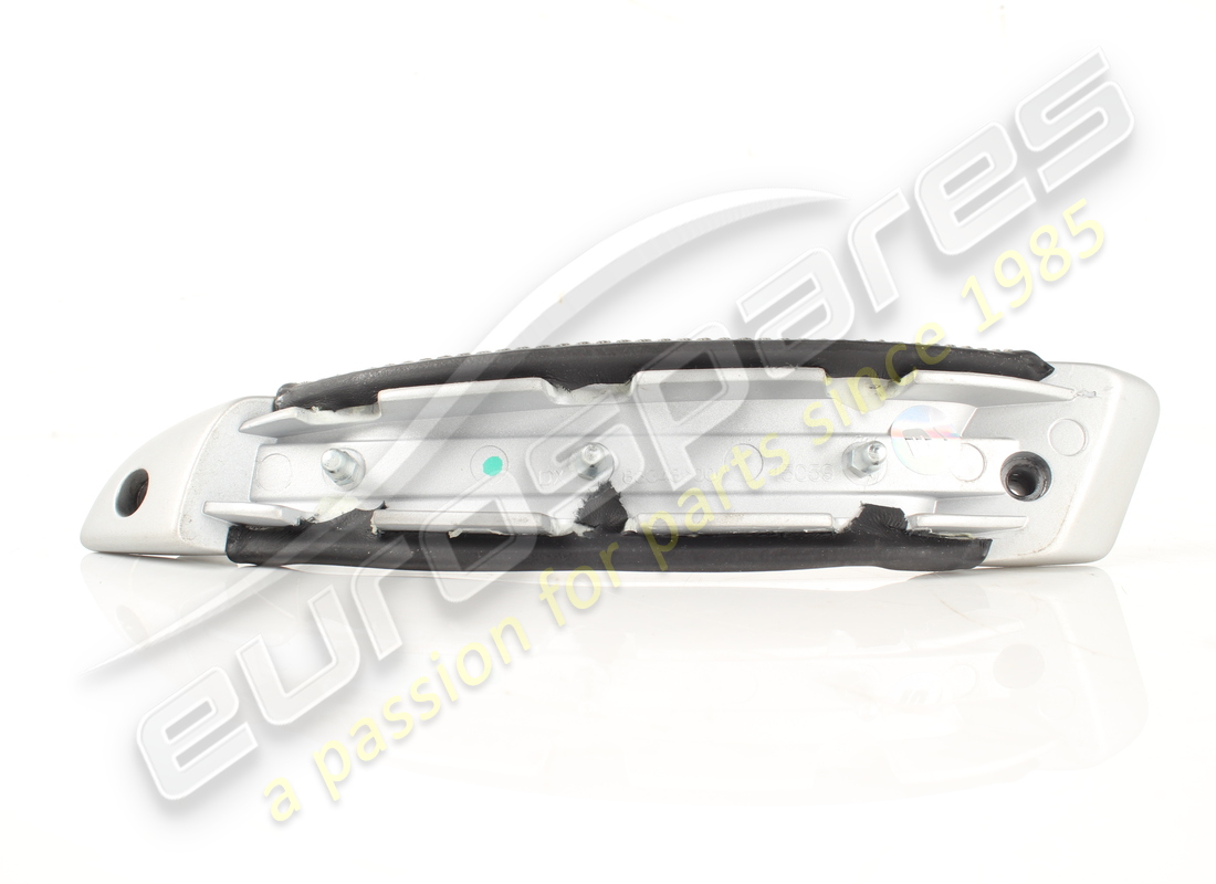 MANIGLIA PORTA DX USATA Ferrari. NUMERO PARTE 83612800 (1)