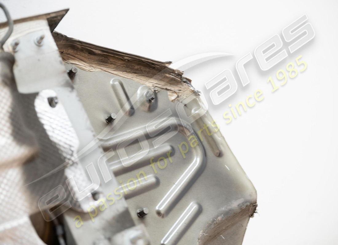 piano bagagliaio posteriore usato eurospares. numero parte eap1566255 (6)