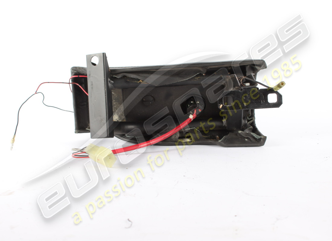 usato ferrari inserto inferiore sx coperto. numero parte 64117400 (2)