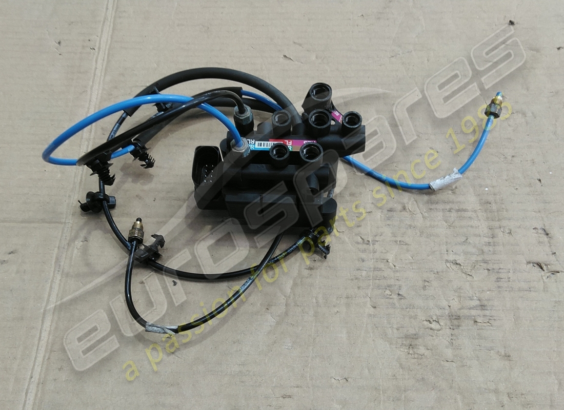 utilizzato lamborghini boost blocco valvole. numero parte 4m0616013b (1)