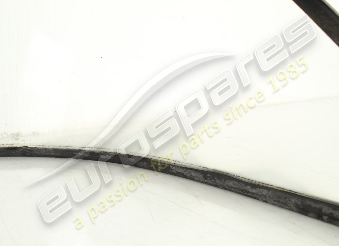 ferrari lunotto posteriore usato. numero parte 61896400 (2)