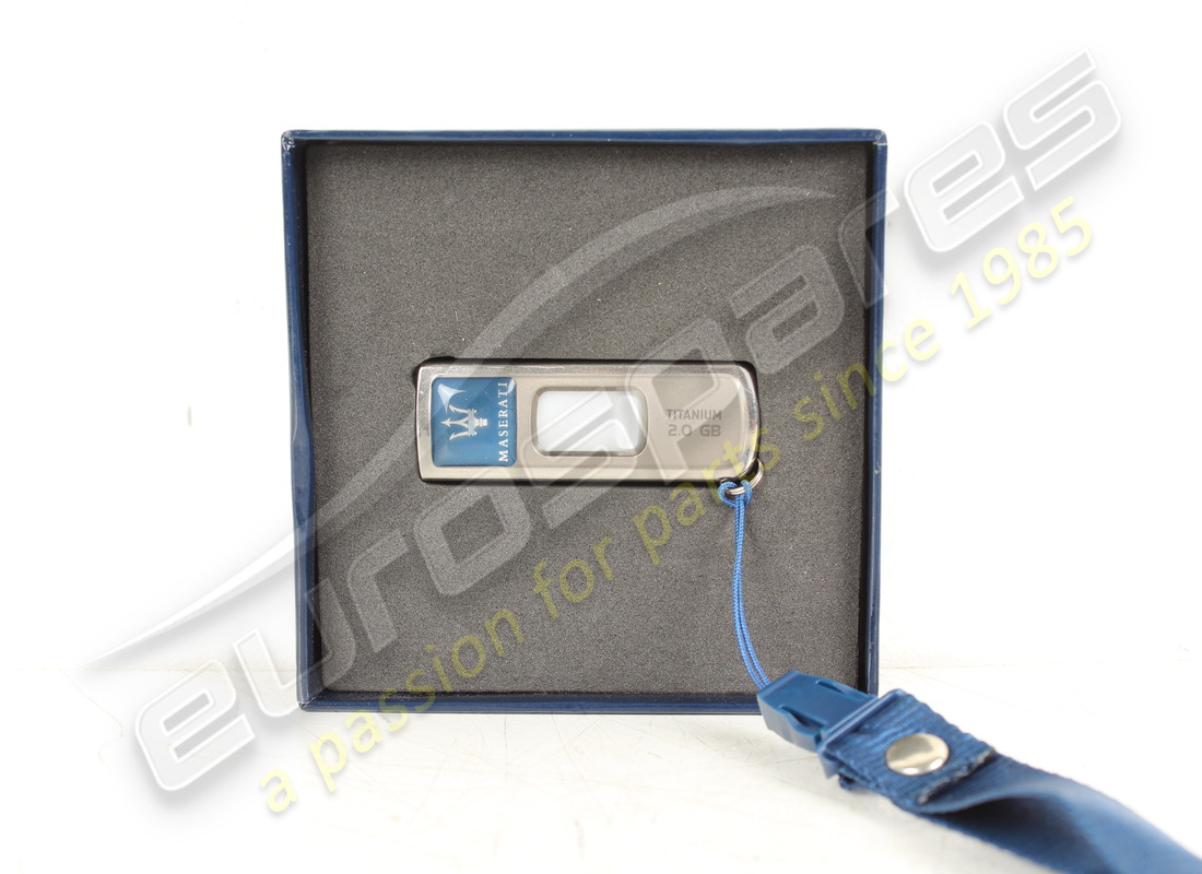 nuova maserati chiave usb gran turismo 4.2. numero parte 920001811 (1)