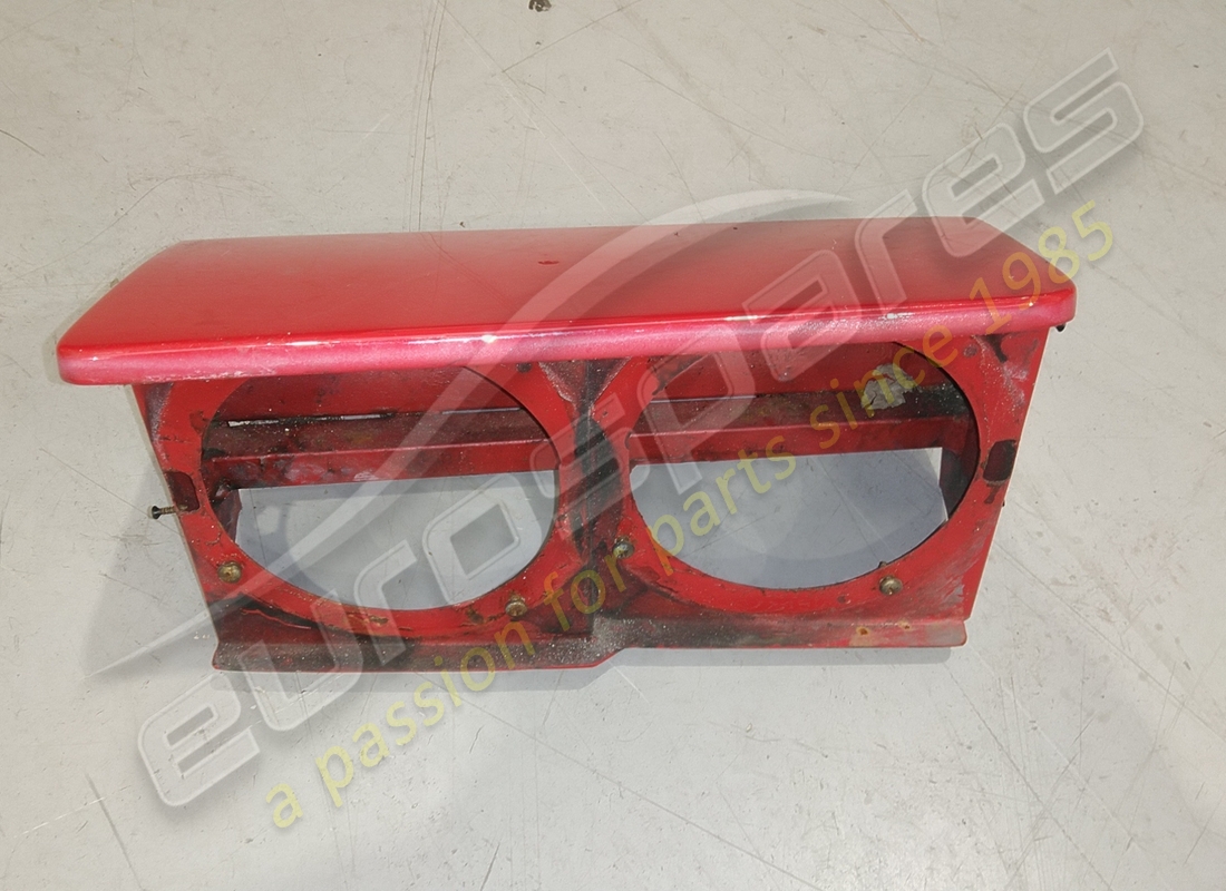 USATO Ferrari ALLOGGIAMENTO POP-UP PER FARO SX USATO. NUMERO PARTE 40082307 (1)