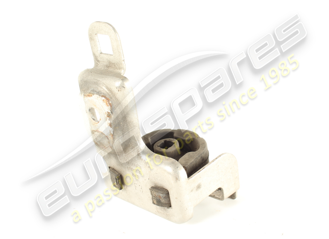 SUPPORTO CONTROSTAFFA POSTERIORE SINISTRO USATO Maserati . NUMERO PARTE 670001530 (1)