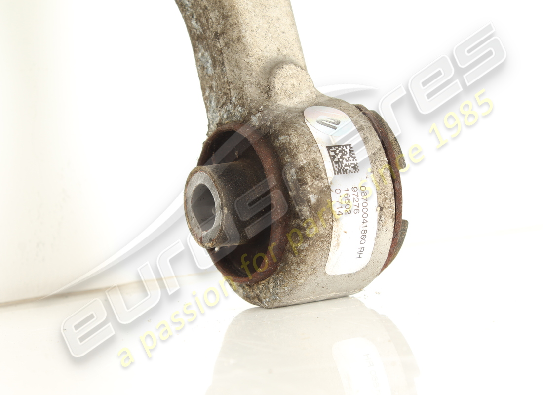 usato maserati leva superiore sospensione anteriore destra. numero parte 670004186 (4)