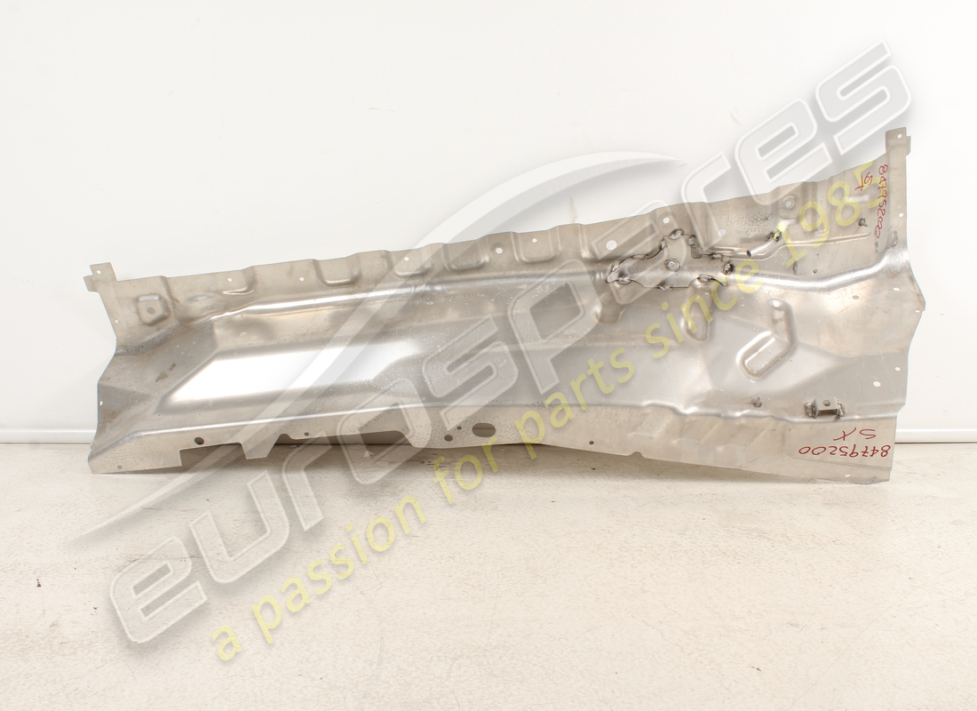 nuovo ferrari isolamento parete laterale tunnel sx. numero parte 84795200 (2)