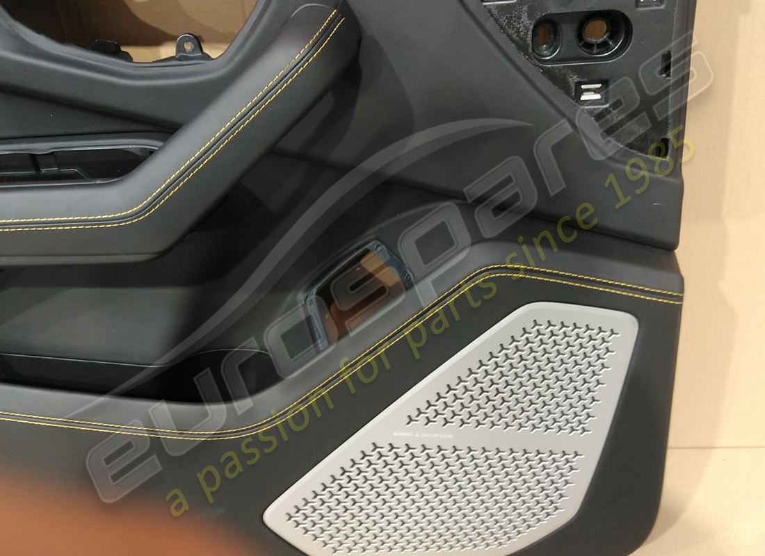 EUROSPARES PANNELLO PORTA, BRACCIOLO E GRIGLIA DELL'ALTOPARLANTE USATI. NUMERO DI PARTE EAP1384178 (2) eurospares pannello porta, bracciolo e griglia dell'altoparlante usati. numero di parte eap1384178 (2)