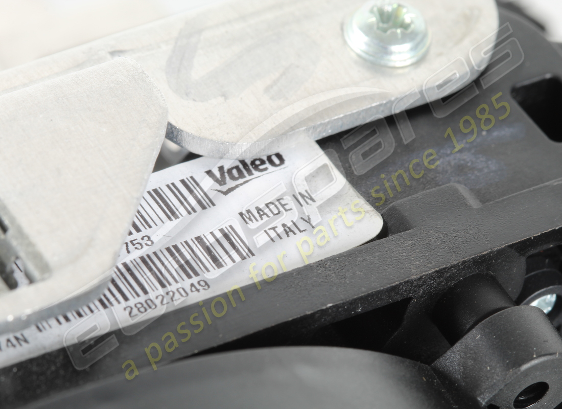 SET DI COMANDO CAMBIO MAGNETICO IN CARBONIO USATO FERRARI (LUCIDO). NUMERO PARTE 817753 (7) set di comando cambio magnetico in carbonio usato ferrari (lucido). numero parte 817753 (7)