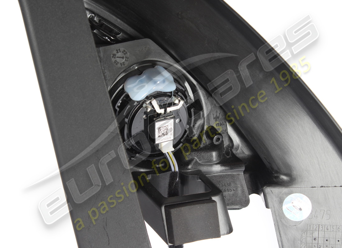 copertura porta anteriore destra usata maserati. numero parte 670197378 (4)