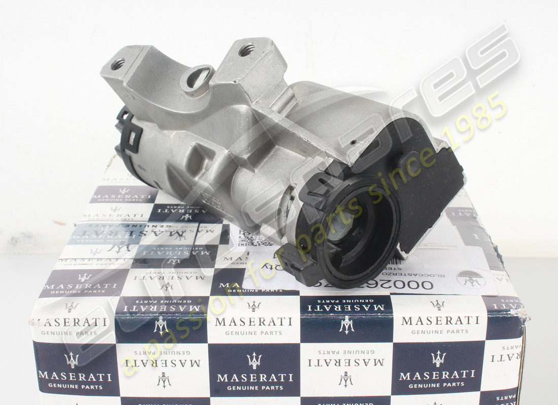 NUOVO MASERATI BLOCCASTERZO. NUMERO PARTE 267179 (1) nuovo maserati bloccasterzo. numero parte 267179 (1)