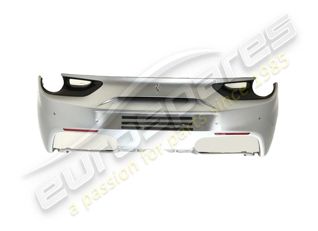 PARAURTI POSTERIORE Eurospares Ferrari 488 USATO CON CORNICE LUCI IN CARBONIO. NUMERO PARTE EAP1374241 (1)