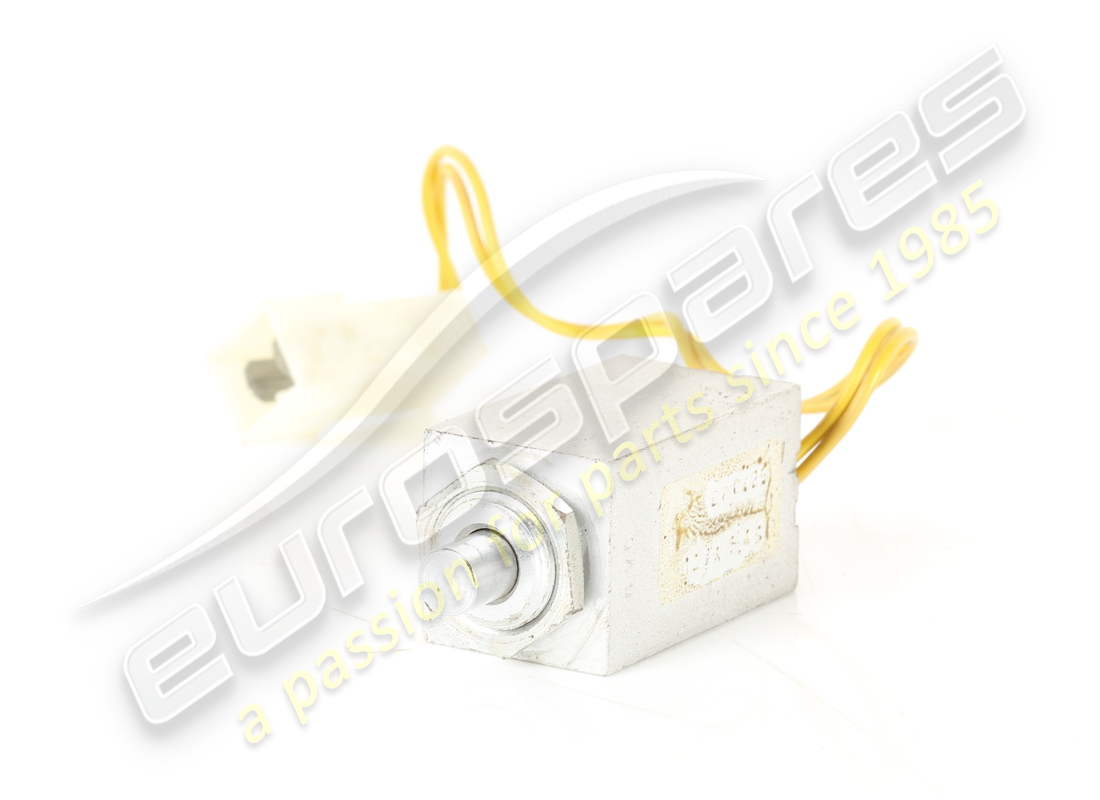 SOLENOIDE DEL VANO PORTAOGGETTI/TAPPO DI RIEMPIMENTO DEL CARBURANTE USATO FERRARI. NUMERO PARTE 60868600 (1) solenoide del vano portaoggetti/tappo di riempimento del carburante usato ferrari. numero parte 60868600 (1)