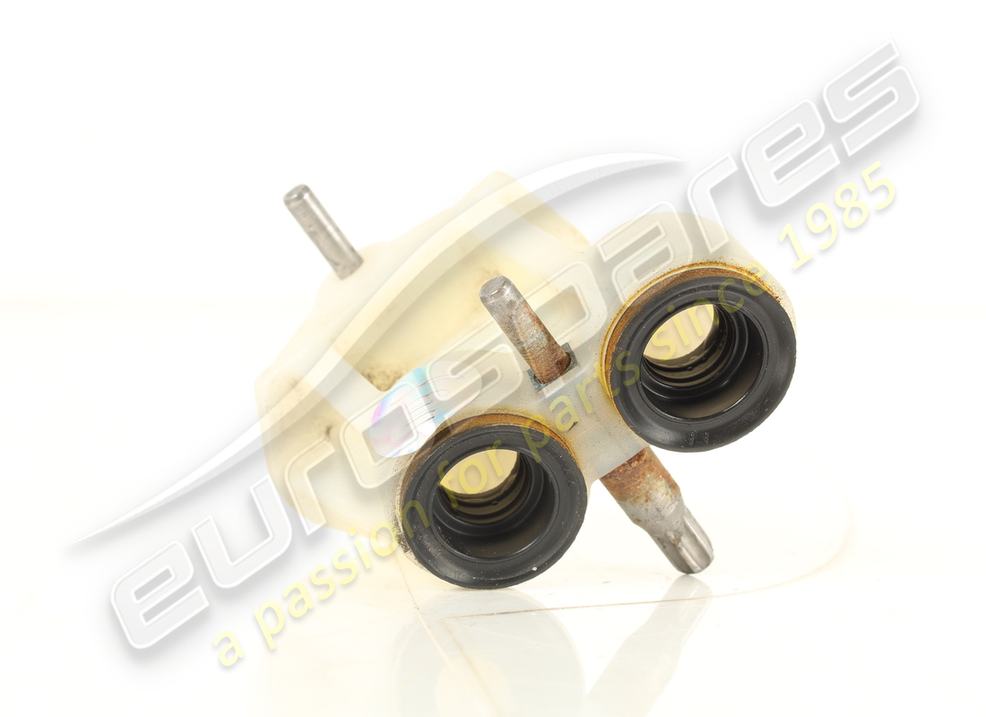 unione adattatore ferrari usato. numero parte 241549 (2)
