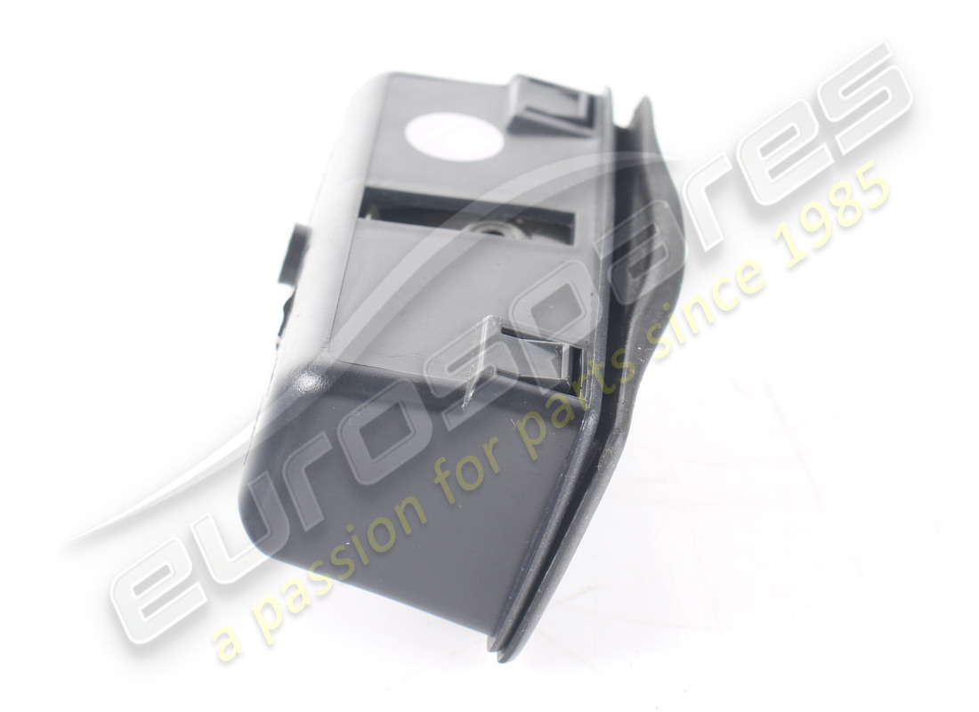 POSACENERE POSTERIORE MASERATI USATO. NUMERO PARTE 388300601 (5) posacenere posteriore maserati usato. numero parte 388300601 (5)