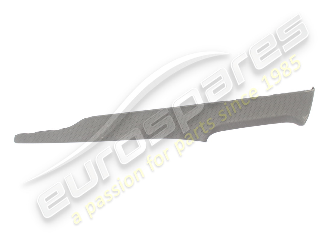 modanatura cruscotto lato passeggero usata maserati. numero parte 670200863 (1)