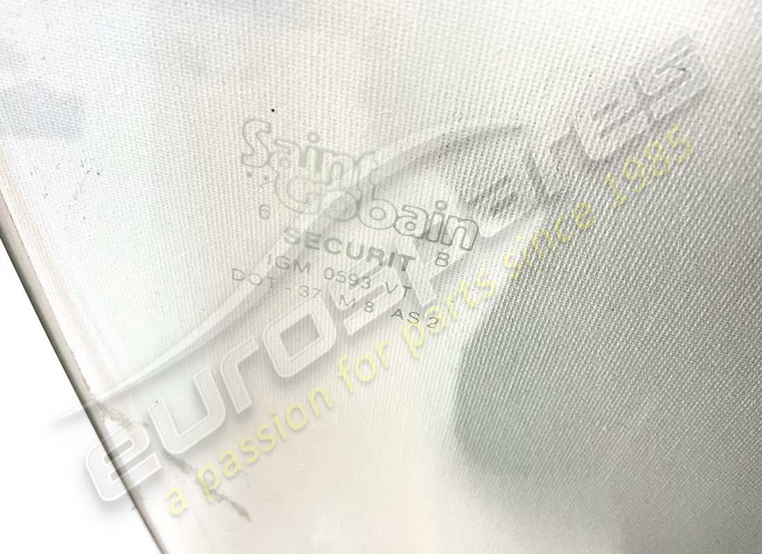 nuovo (altro) ferrari rh vetro della porta colorato. numero parte 2573055200 (2)