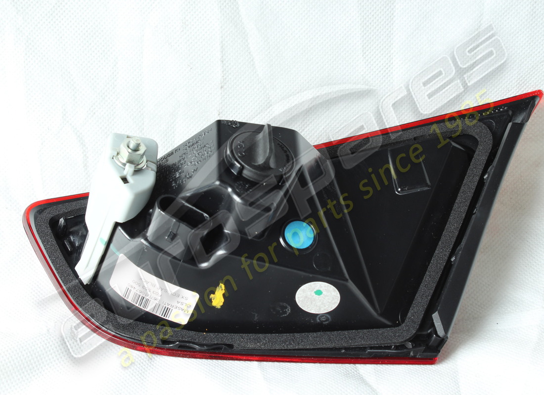 nuovo maserati fanale posteriore sx mobile. numero parte 670106748 (1)