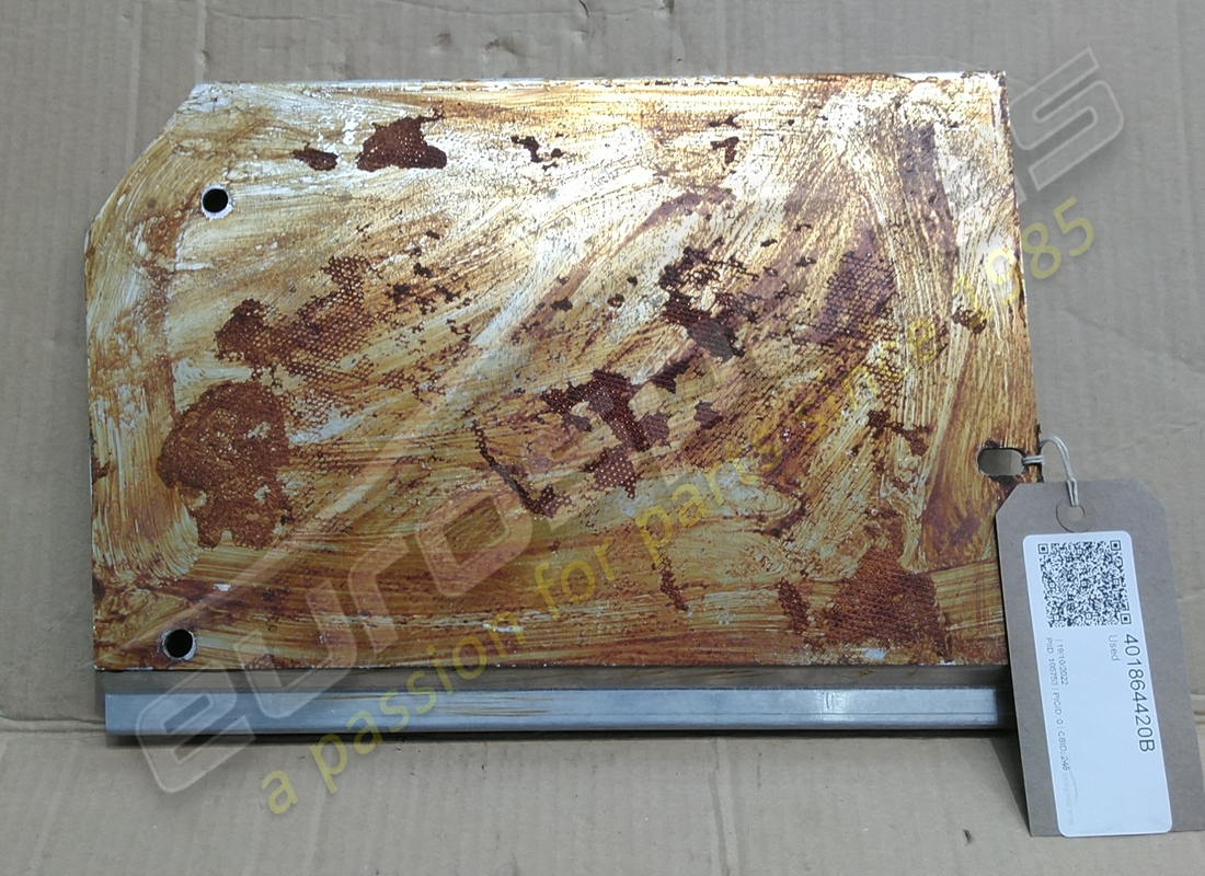 supporto per piedi lamborghini usato. numero parte 401864420b (2)