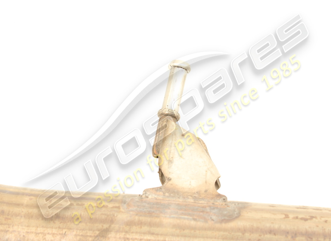 tubo di uscita lamborghini danneggiato. numero parte 4m0253300at (3)
