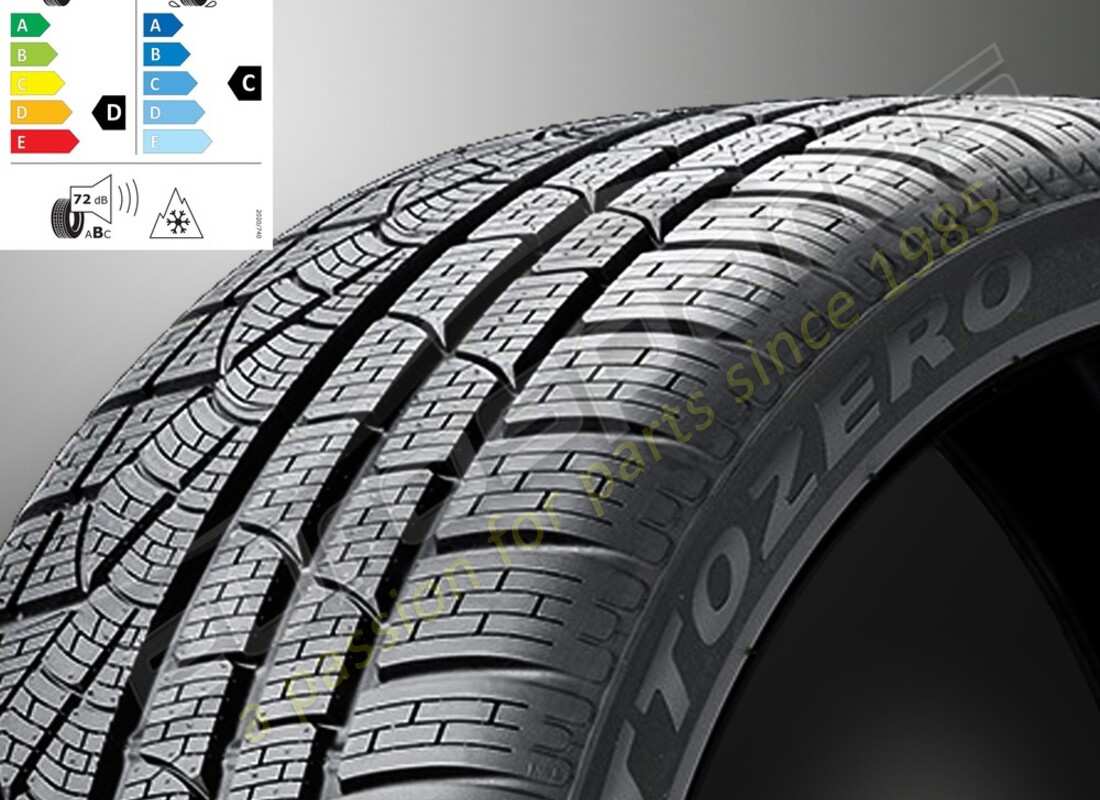 nuovo ferrari pneumatico invernale anteriore pirelli 240 sottozero, 245-40 r19 (98v). numero parte 70001257 (1)