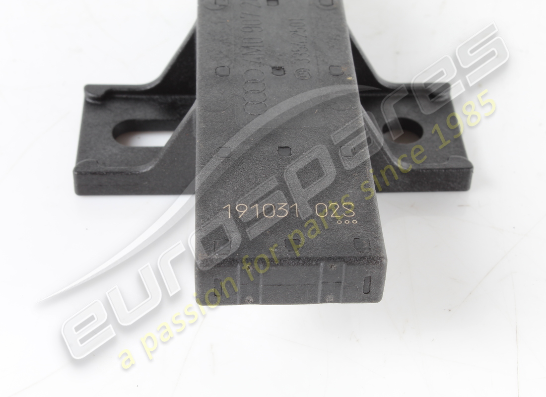 antenna lamborghini kessy usata. numero parte 4m0907247 (3)